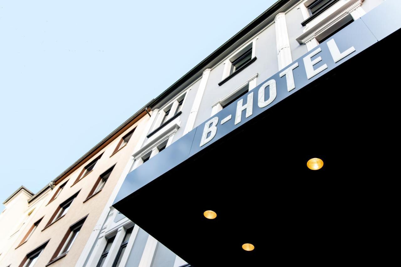B-Hotel Dusseldorf Bagian luar foto