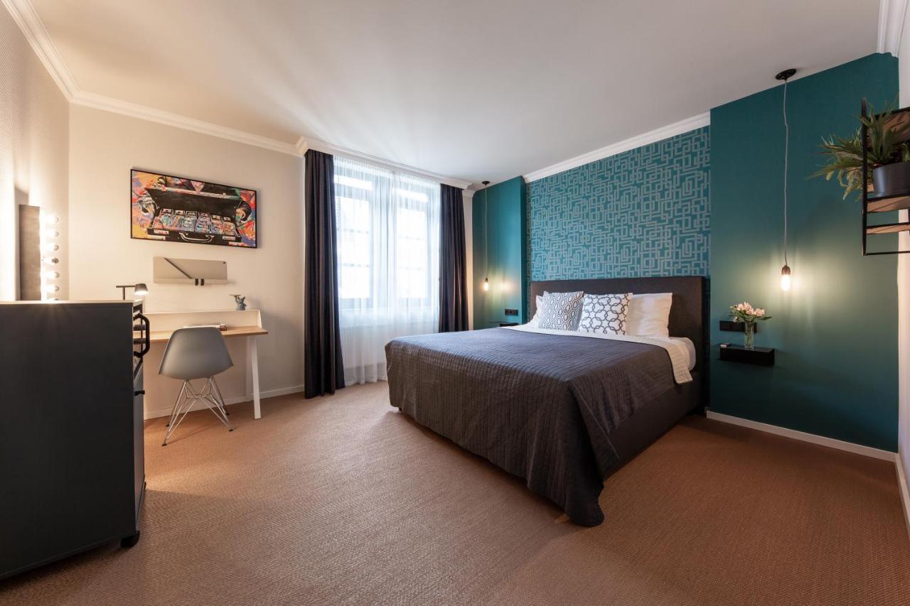 B-Hotel Dusseldorf Bagian luar foto